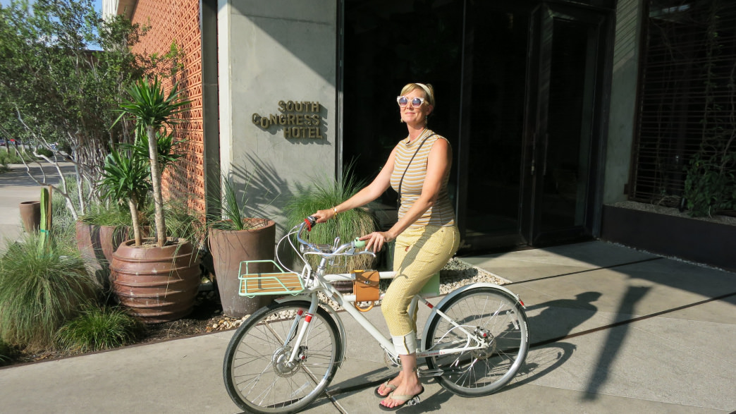 If you pick up a Faraday e-bike rental from the South Congress Hotel, you’ll start in the middle of the city. Shelley Seale